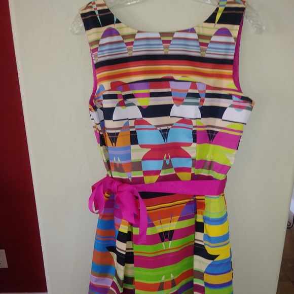 Katherine Barclay Dress - Picture 8 of 8